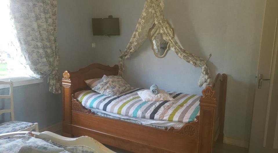 Bed and Breakfast Chez Martine Servon  Экстерьер фото