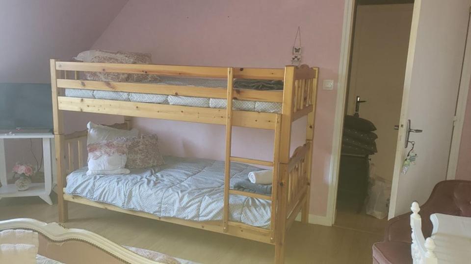 Bed and Breakfast Chez Martine Servon  Экстерьер фото